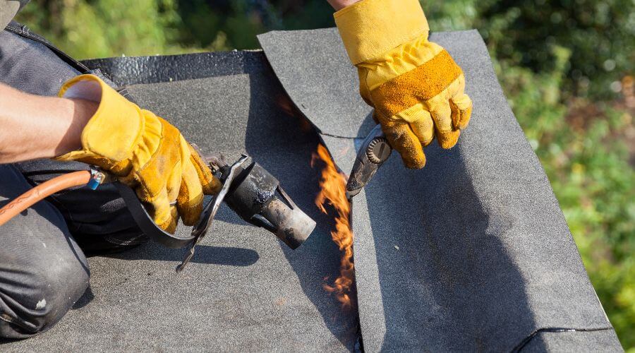 Professional gutter cleaning in Sherwood, OH